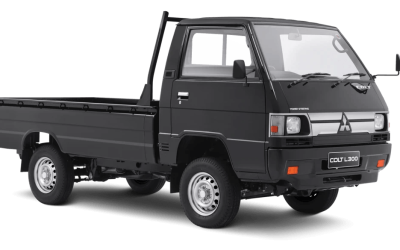 L300 bak Hitam tambak Luar depån